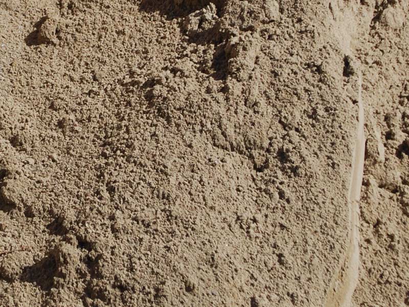 1/2 YARD BRICK/PLAY SAND